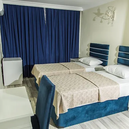 Kayra Hotel 3*