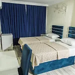 Kayra מלון 3*