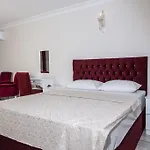Kayra מלון 3*
